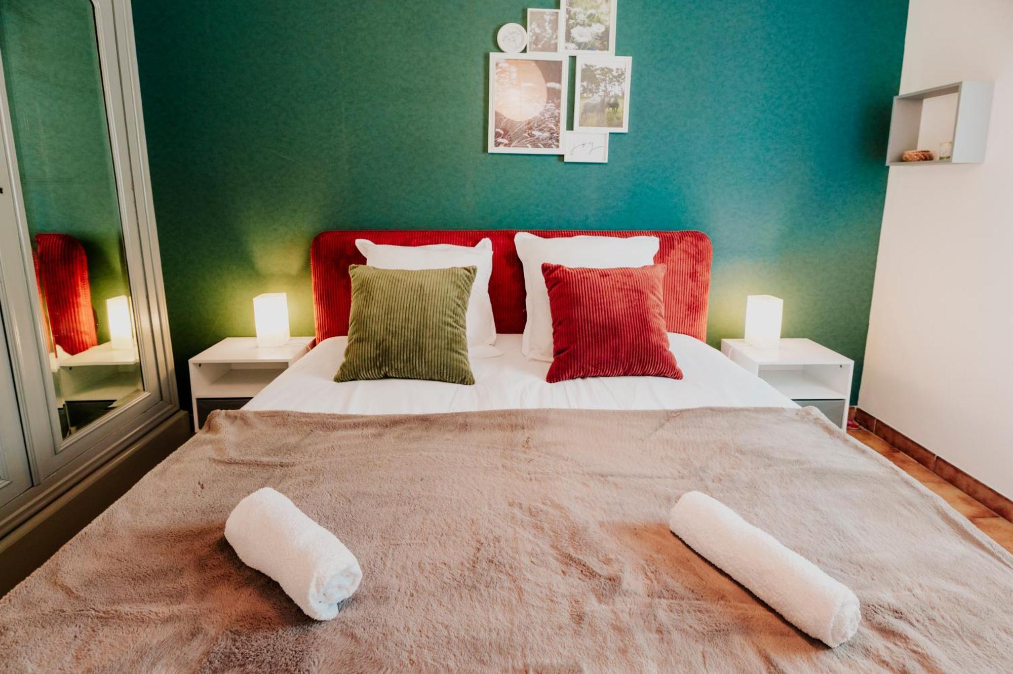 Netflix - Lit Queen Size - Terrasse Plein Sud - Climatisation - 2'Centre-Ville - 6'Mer - Parking Prive - 56M2 - L'Olivine - Offre Speciale La Londe-les-Maures Buitenkant foto